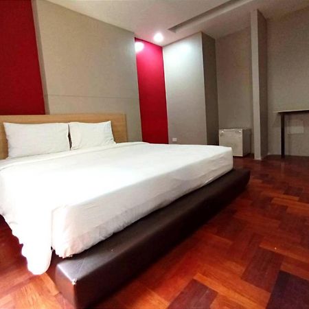Go Inn Silom Bts Surasak X โกอินน์ สีลม บีทีเอส สถานีสุรศักดิ์ Banguecoque Exterior foto