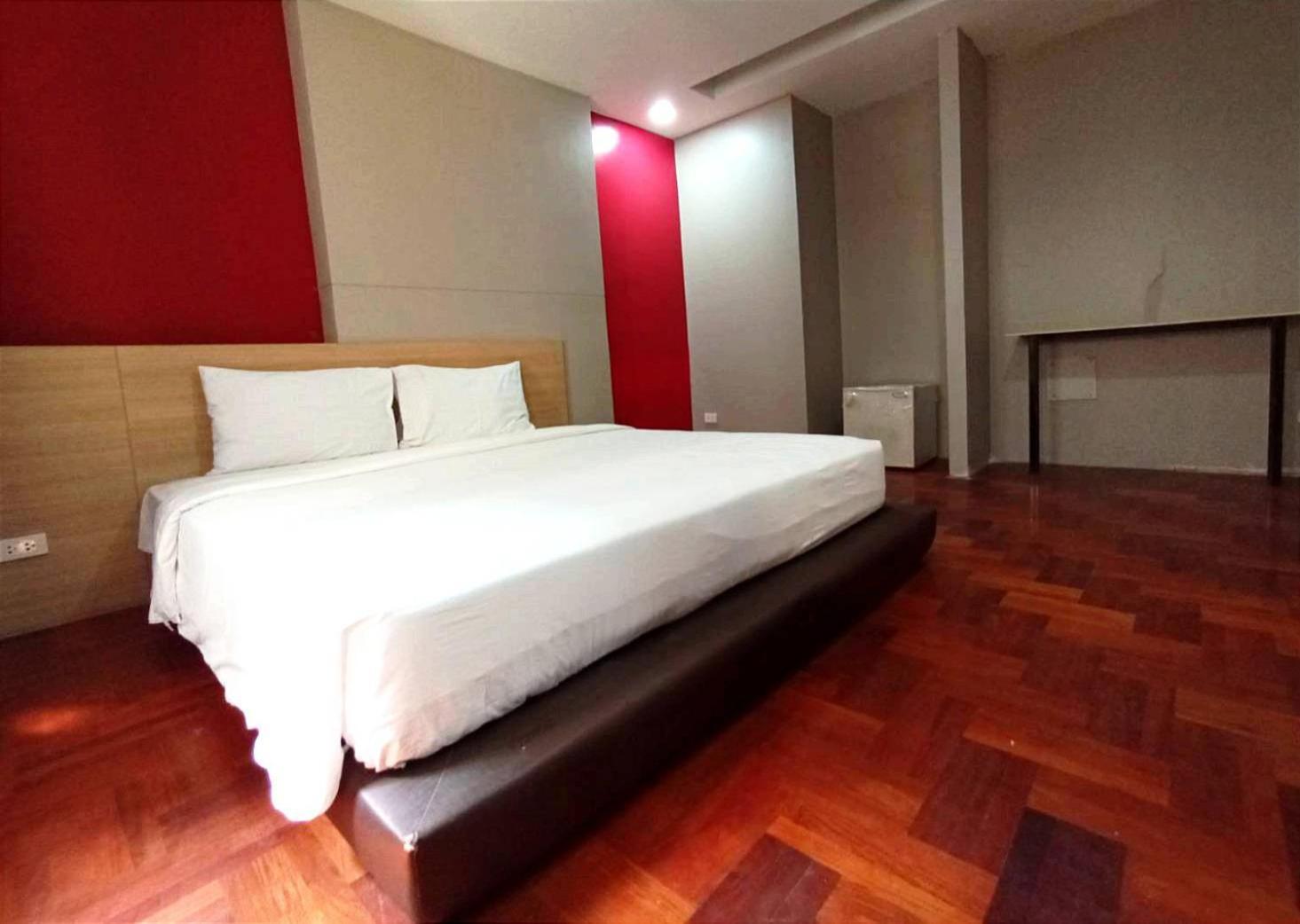 Go Inn Silom Bts Surasak X โกอินน์ สีลม บีทีเอส สถานีสุรศักดิ์ Banguecoque Exterior foto